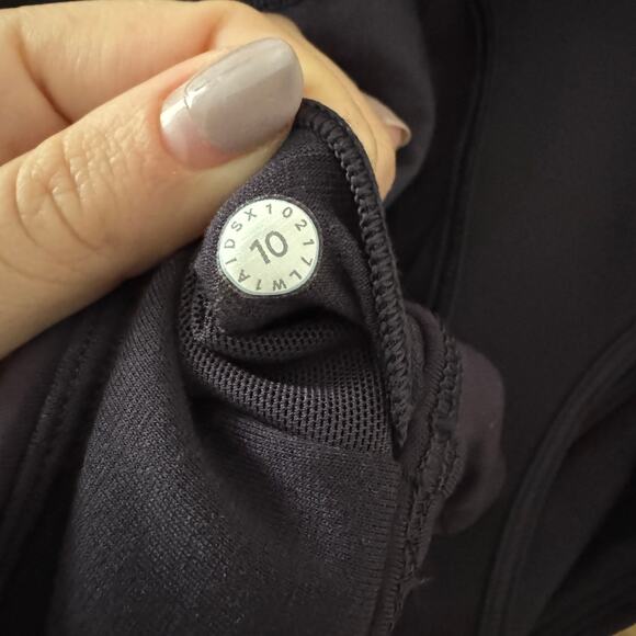 LULULEMON Twist Around Tank Top Boysenberry Purple 10 - Picture 11 of 11